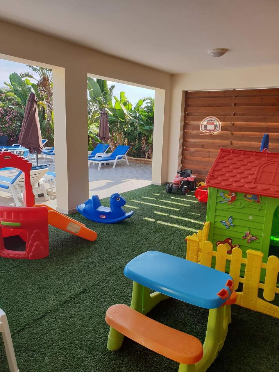 Kanalli Apartments Pomos Extérieur photo