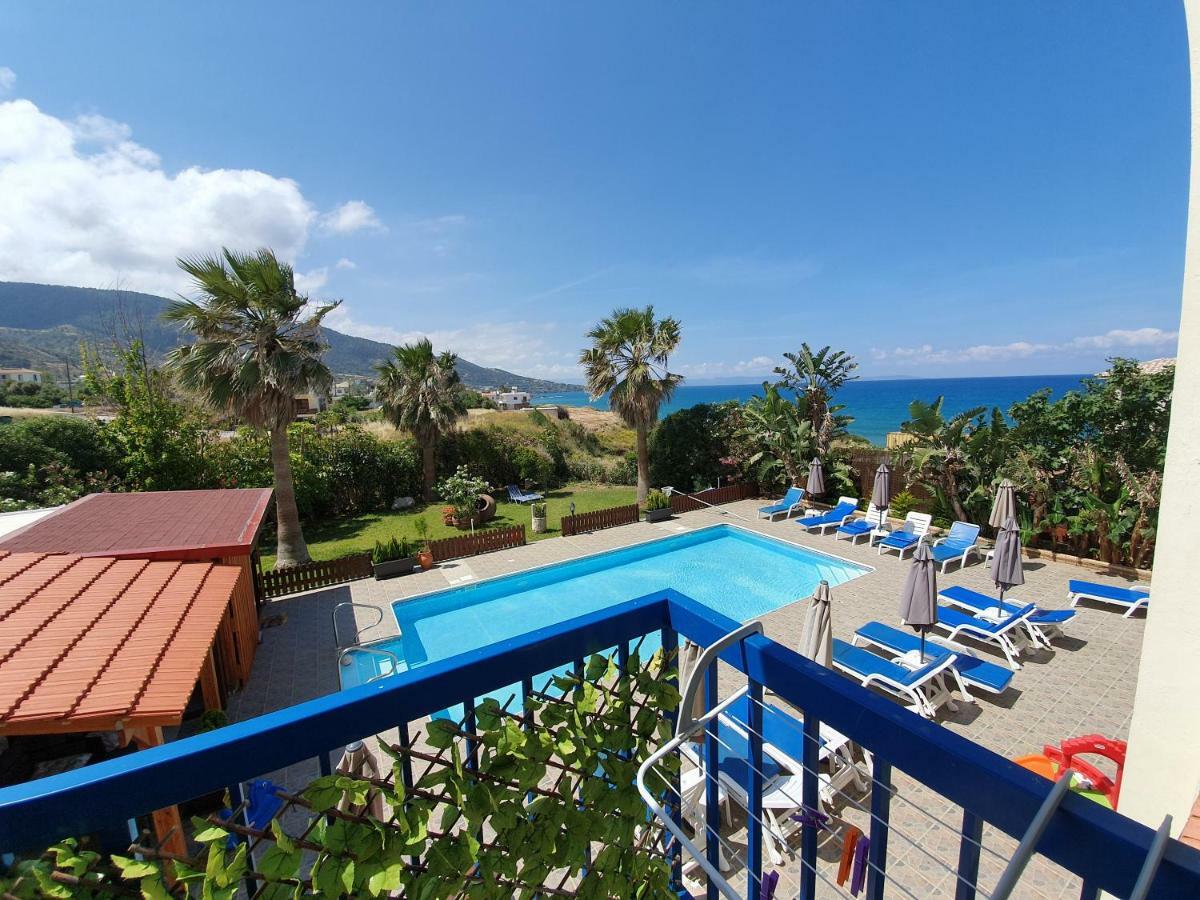 Kanalli Apartments Pomos Extérieur photo