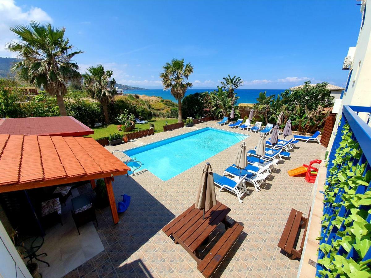 Kanalli Apartments Pomos Extérieur photo
